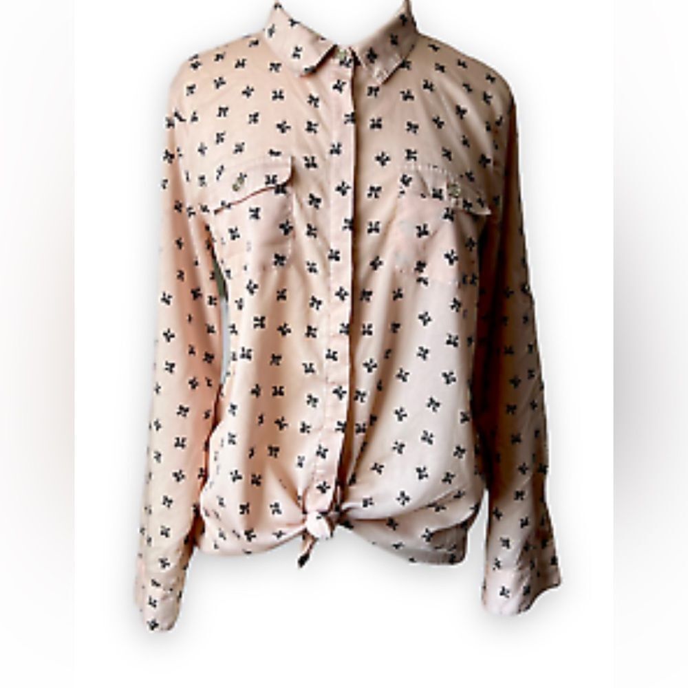 Karl Lagerfeld Paris Blush Pink Bow Button Down Top Women’s Size Medium